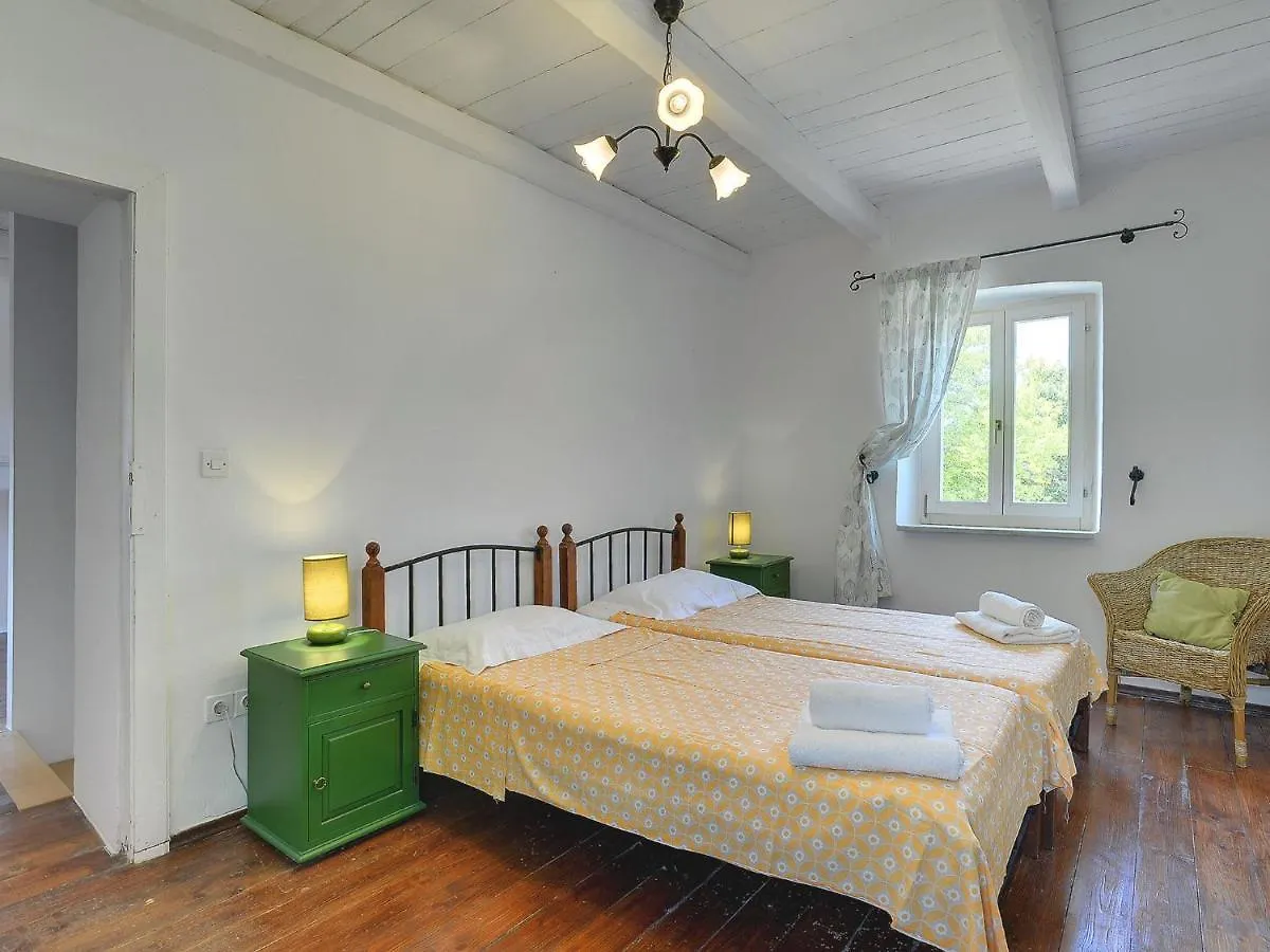 Spacious Holiday Home In Svetvincenat With Pool